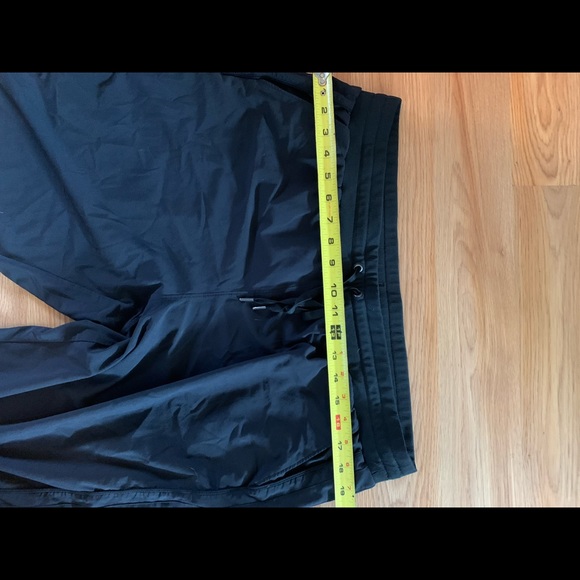 Gap Fit cropped pants - Picture 4 of 5